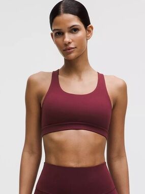 lululemon athletica Scoop Racerback Sports Bra in Wine Size M